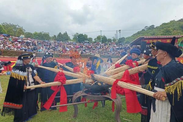 2024年彝族火把节日子好不好,火把节的节日风俗是什么？