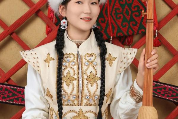 柯尔克孜族的传统节日和风俗习惯有哪些