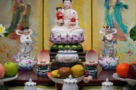 佛像摆放方位_家里佛像应该放哪里？