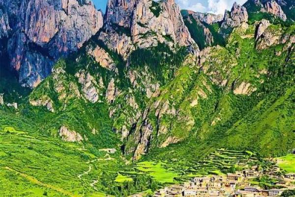 石山风水宝地建房子
