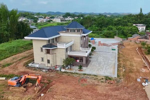 石山风水宝地建房子