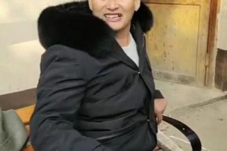 女子路遇算命男