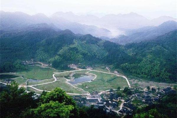 风水农村_而相信风水的农村人也没多少发大财的 风水农村_而相信风水的农村人也没多少发大财的