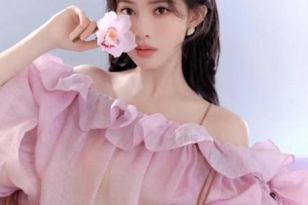 哪个星座女皮肤又细又滑又嫩又好看