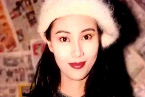 李嘉欣紫薇斗数