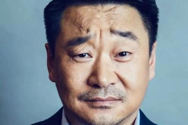 爱妻如命的男人面相 八字眉的男人好先生