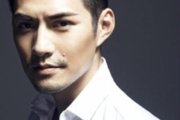 详解:倒八字眉的男人面相 详解:倒八字眉的男人面相