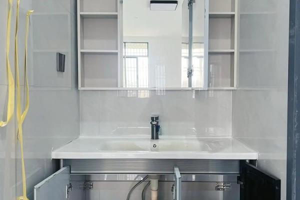 卫生间大镜子风水