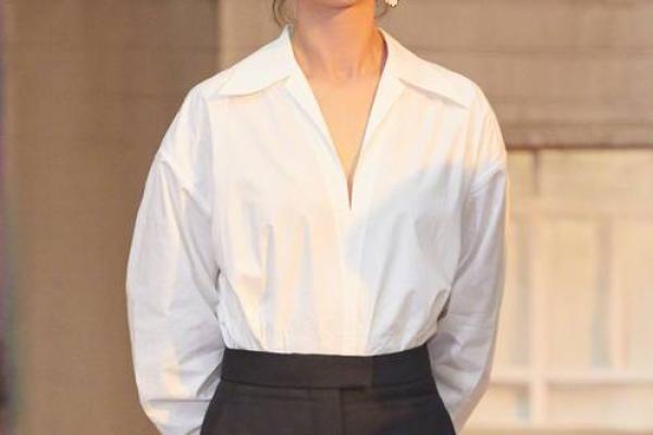 周迅的八字 周迅的八字