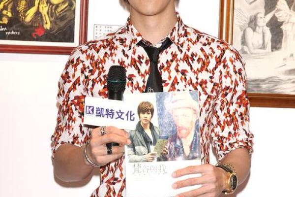 破解看相八字胡须秘密，揭示真相！